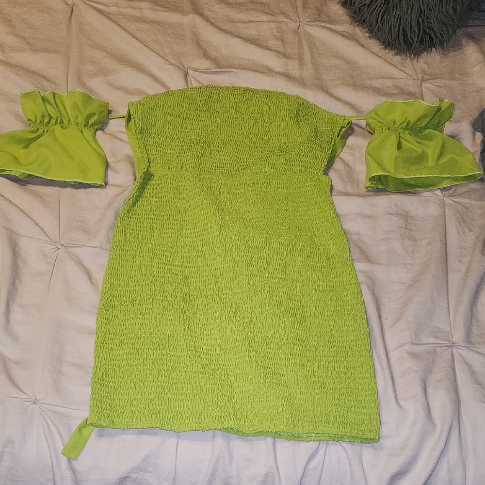 Vibrant Green Strapless Dress with Sleeves